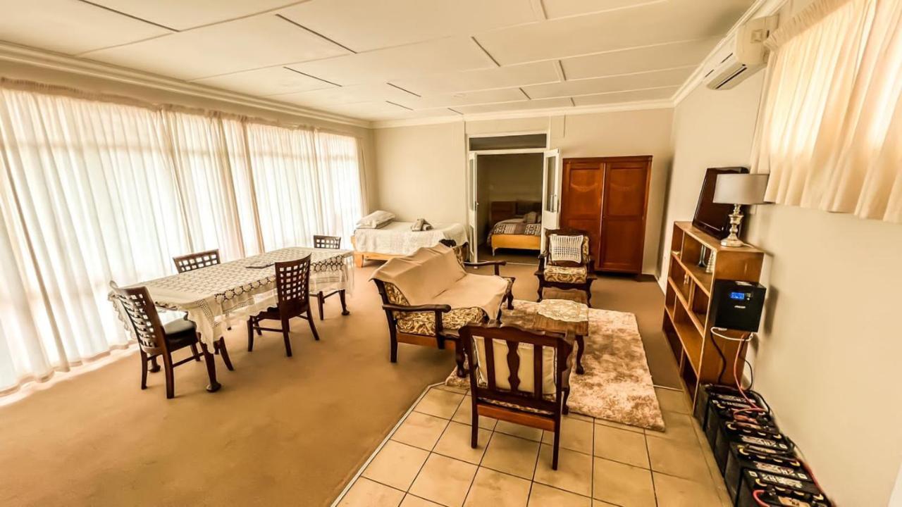 Ladybrand Heritage House المظهر الخارجي الصورة